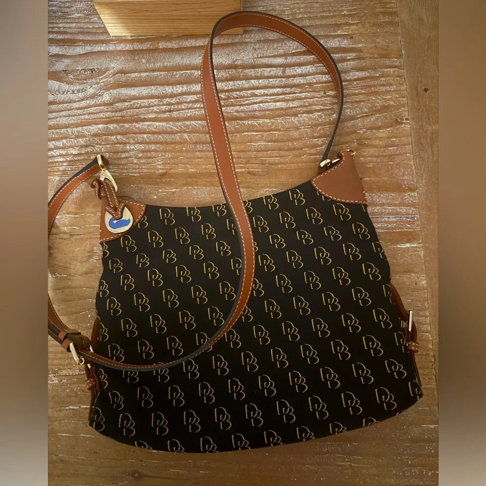 Dooney & Bourke Greta Hobo Monogram Purse Brown Black 10x12 - Picture 2 of 7